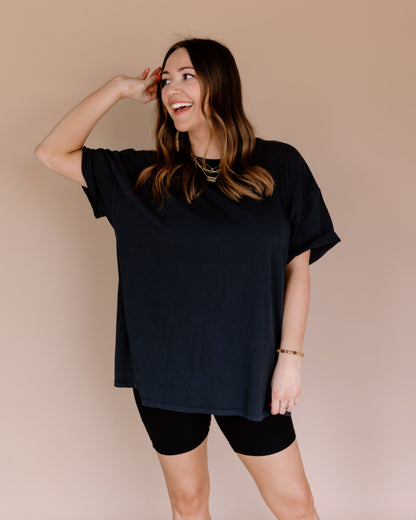 oversized 100% cotton boyfriend tee in black